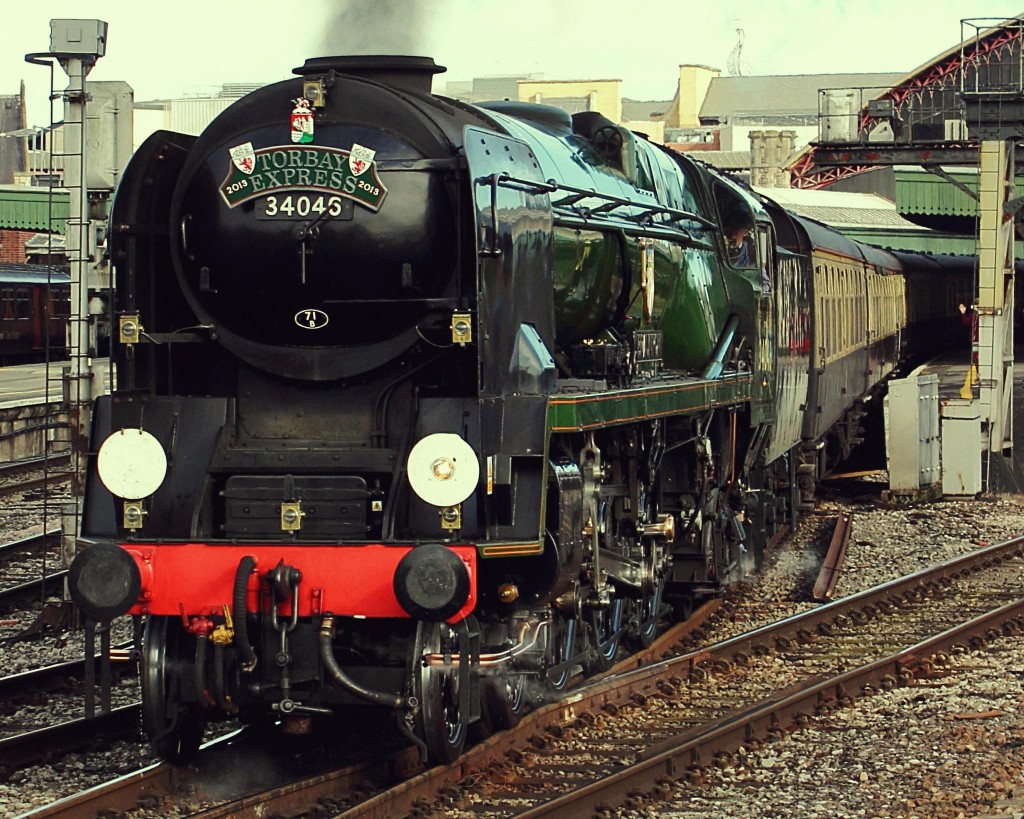 http://500px.com/mattprosser
The Torbay Express
Matt Prosser